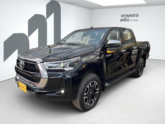 TOYOTA HILUX 2.8 D-4D TURBO DIESEL CD SRV 4X4 AUTOMÁTICO TOYOTA HILUX 2.8 D-4D TURBO DIESEL CD SRV 4X4 AUTOMÁTICO